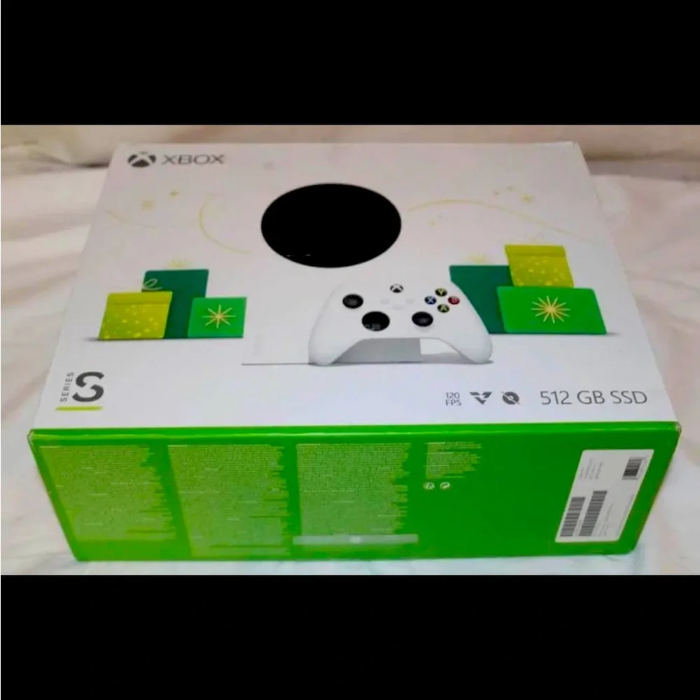 New unopened Microsoft Xbox series S console - Picture 2 of 6